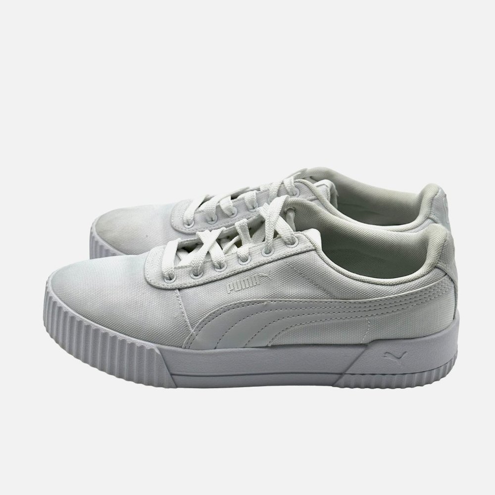 Women's Puma Carina Sneakers Size 9